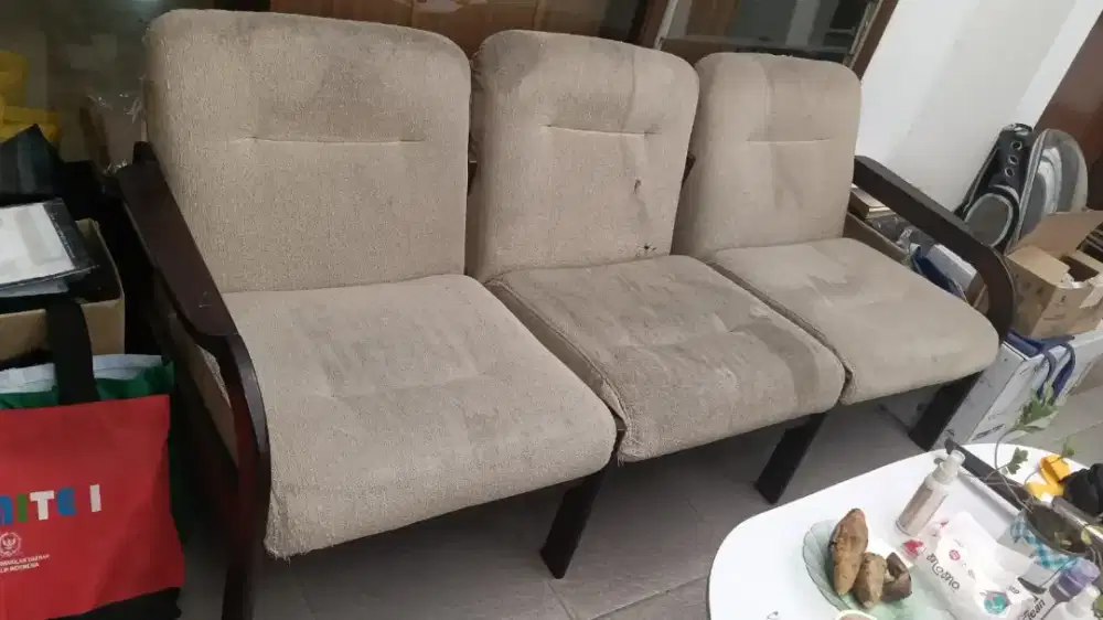 Jasa refarasi sofa dan jasa pembuatan furniture lain nya