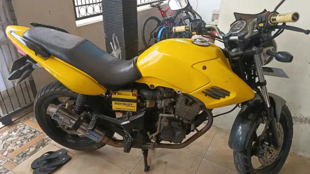 Honda tiger 2000