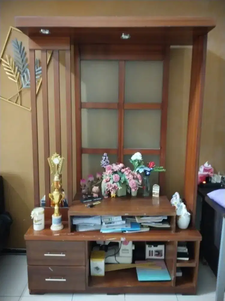 Lemari kabinet Tv