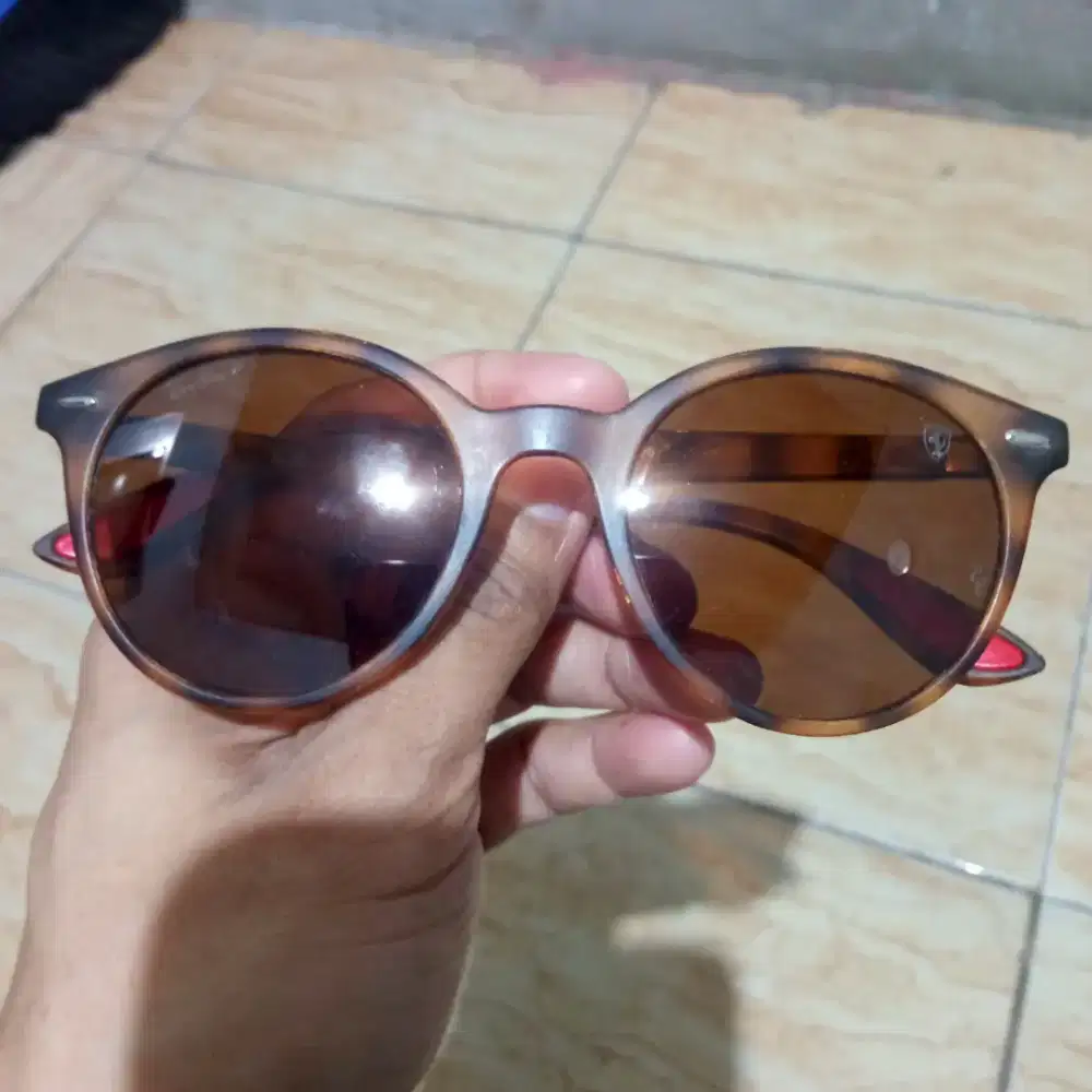 Kacamata Ray-Ban Round Litefource motif leopard