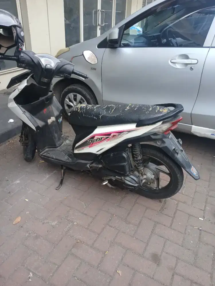 dijual cepat honda beat surat lengkap pajak mati 3 bulan