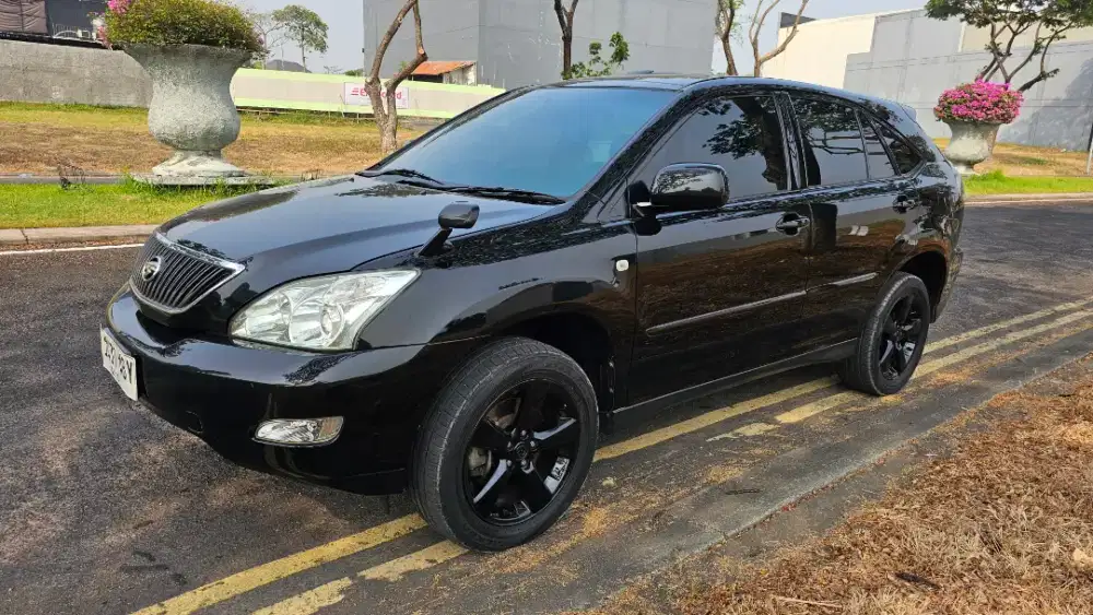 Toyota Harrier 2.4 AT low Km