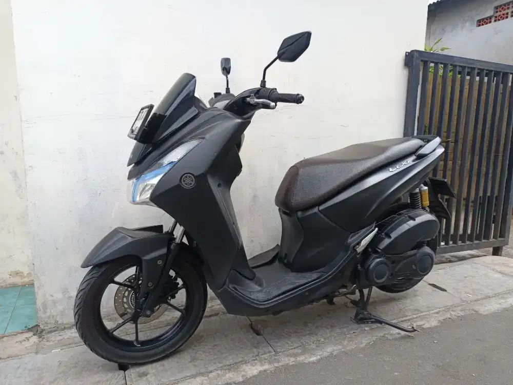 Yamaha Lexi 2019 lengkap bagus