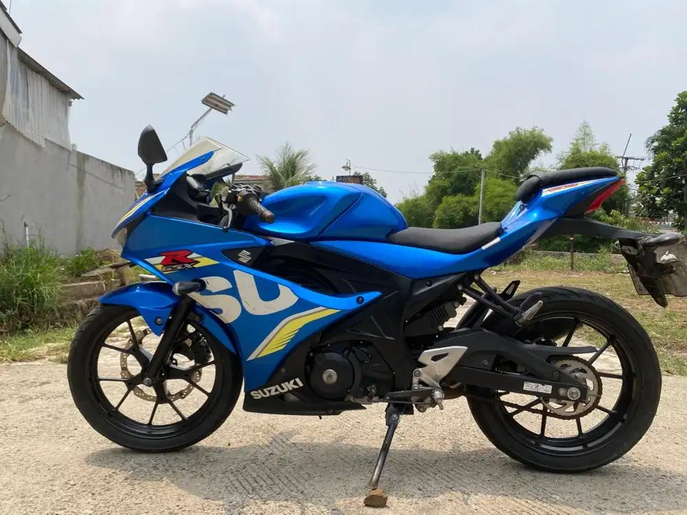58@:PJK ON F KOTA SUZKI GSX150R BIRU2017