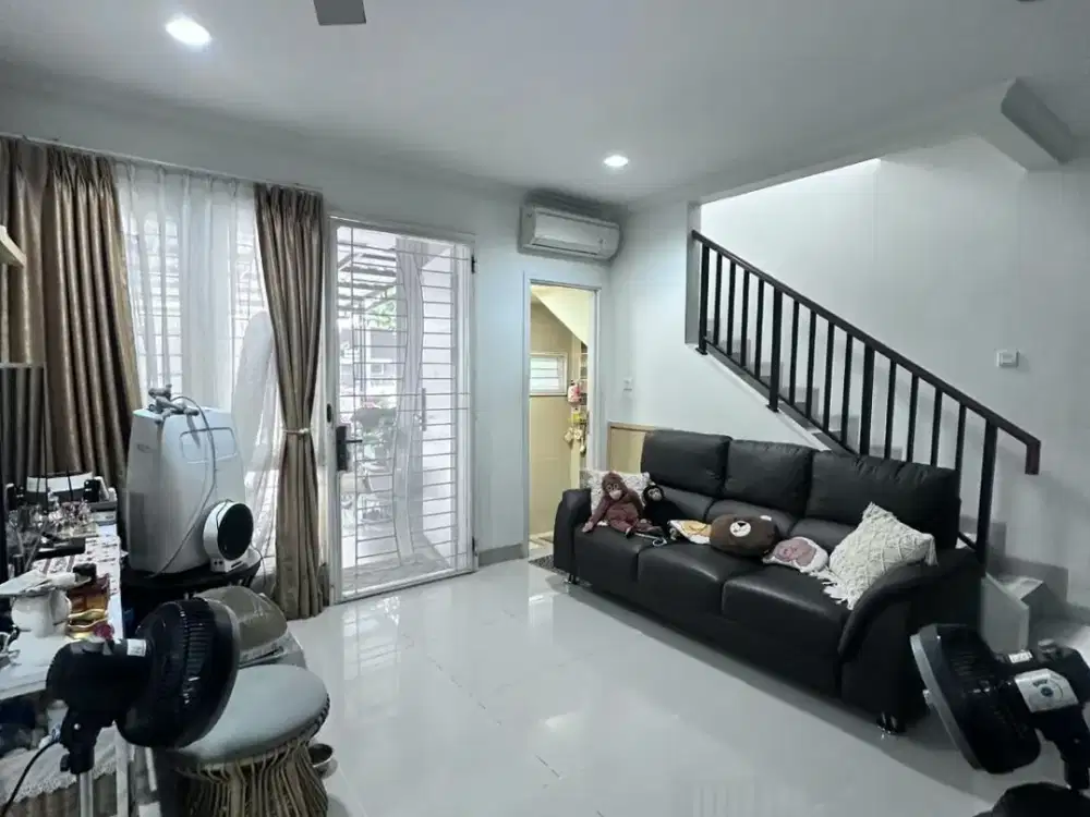 Dijual Rumah Siap Huni di Cluster Rossini Gading Serpong