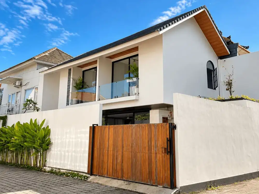 Dijual Villa 2 Kamar Full Furnished dengan Private Pool di Dalung, Kuta Utara