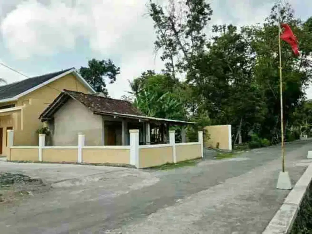 Rumah Minimalis Dengan Tanah Luas View Sawah Asri  Di Moyudan Sleman Dekat Museum Suharto, Kampus Mercu Buana