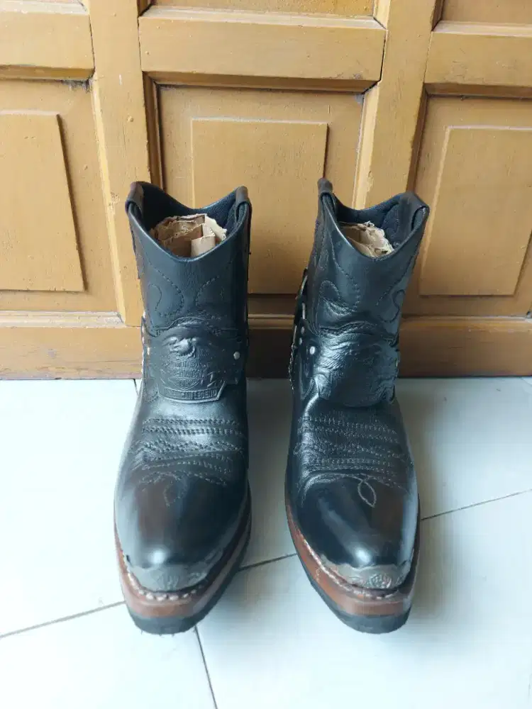 Sepatu Jenggel rantai pria