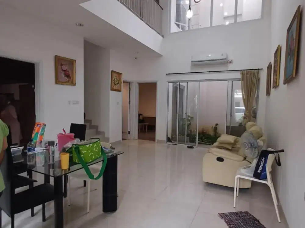 Rumah Semi Furnished 2 Lantai The Riviera Metland Puri Siap Huni