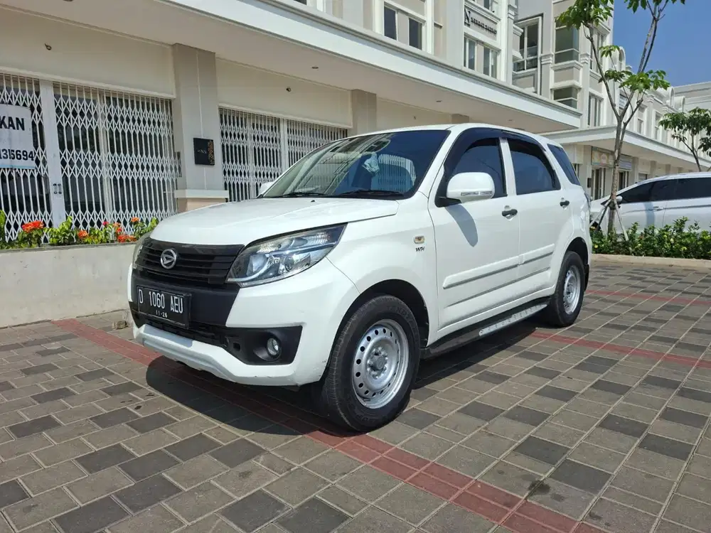 DP 30jt new Terios x extra manual 2016 white