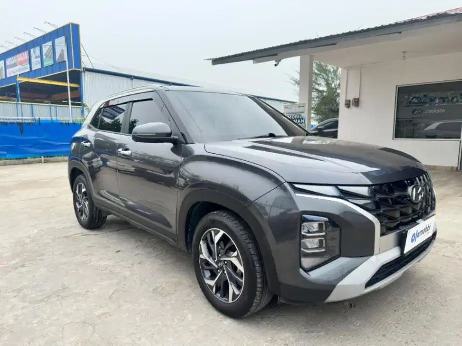 Hyundai Creta 1.5 Style IVT Bensin Otomatis 2023 KHFY