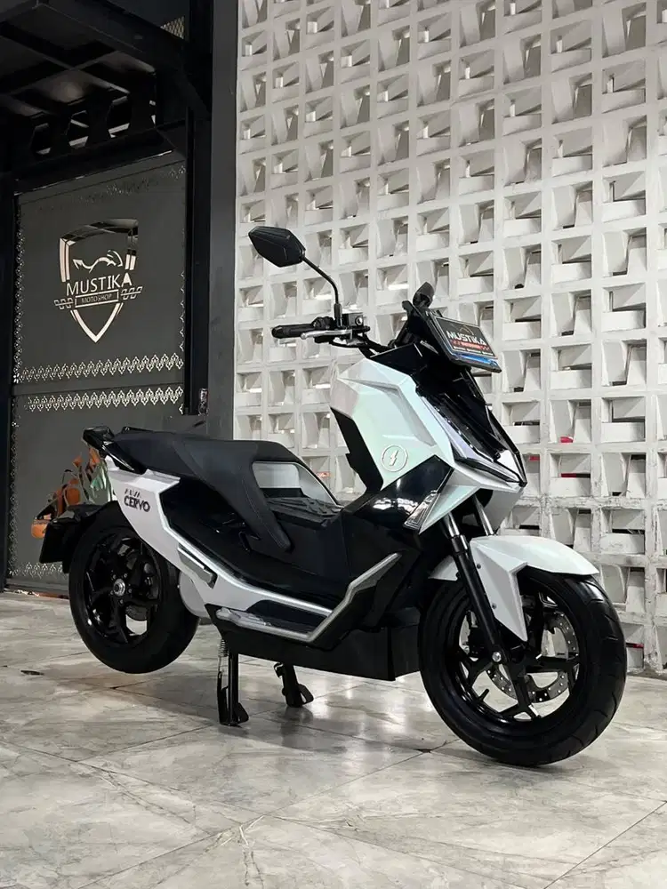 UNIT ISTIMEWA ALVA CERVO DUAL BATTERY 2023 WHITE