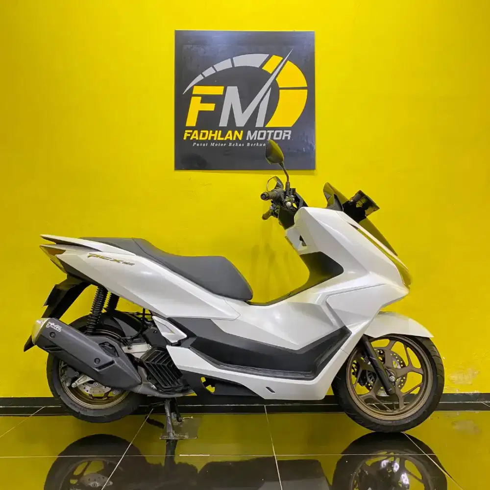 Cash Kredit DP Ringan Honda PCX 160 ABS Tahun 2025 Km Low