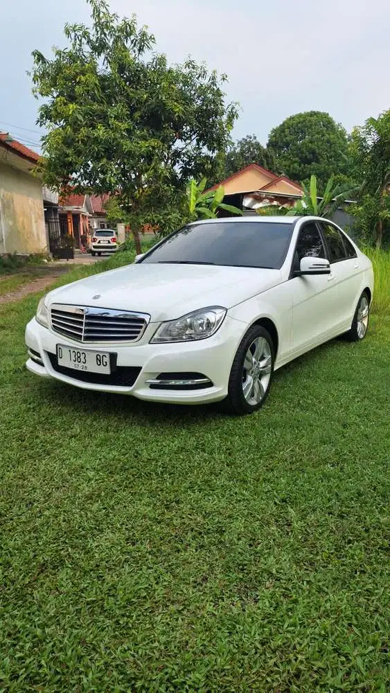 Mercedes-Benz C200 2013 Bensin
