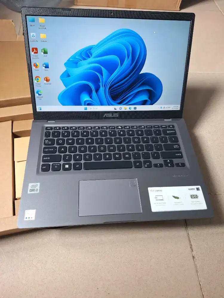 Bismillah di jual laptop asus vivobook core i3gen10 ram8gb ssd512gb