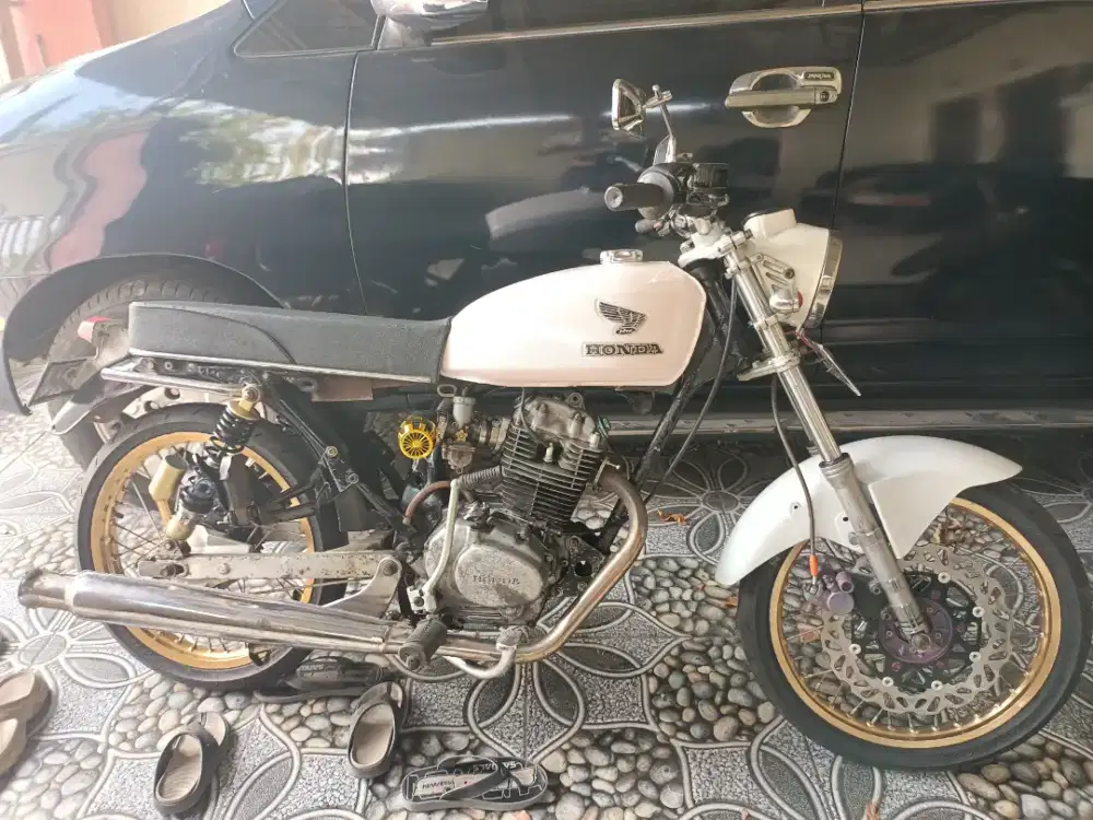 Honda cb basic GL 100