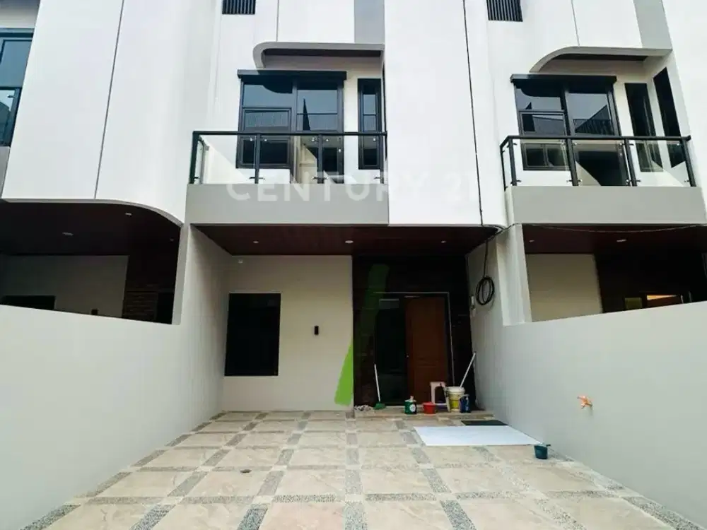 Rumah Cluster Eksklusif Murraya Residence LT 68 Di Kemuning, Utan