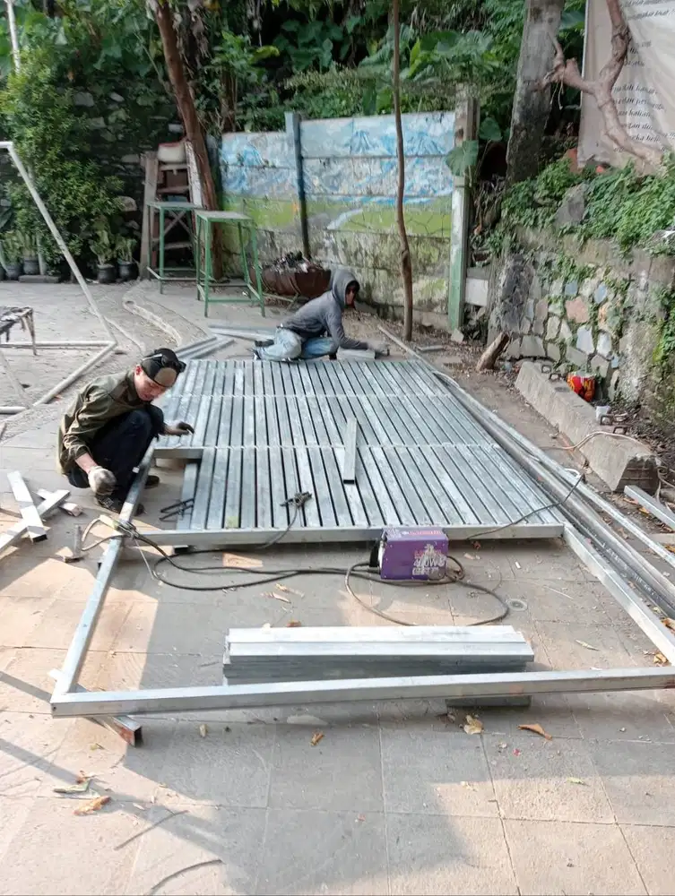 Tukang Pagar Besi Custom untuk Renovasi Rumah