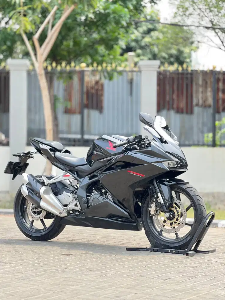HONDA NEW CBR 250RR NON ABS 2020 BLACK FREEDOM KM LOW PAJAK PANJANG