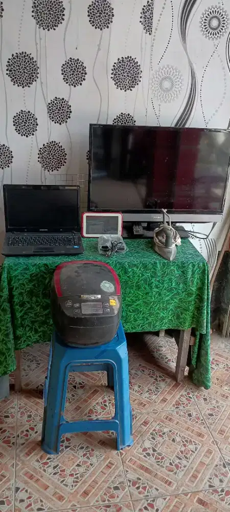 Dijual semuanya murah