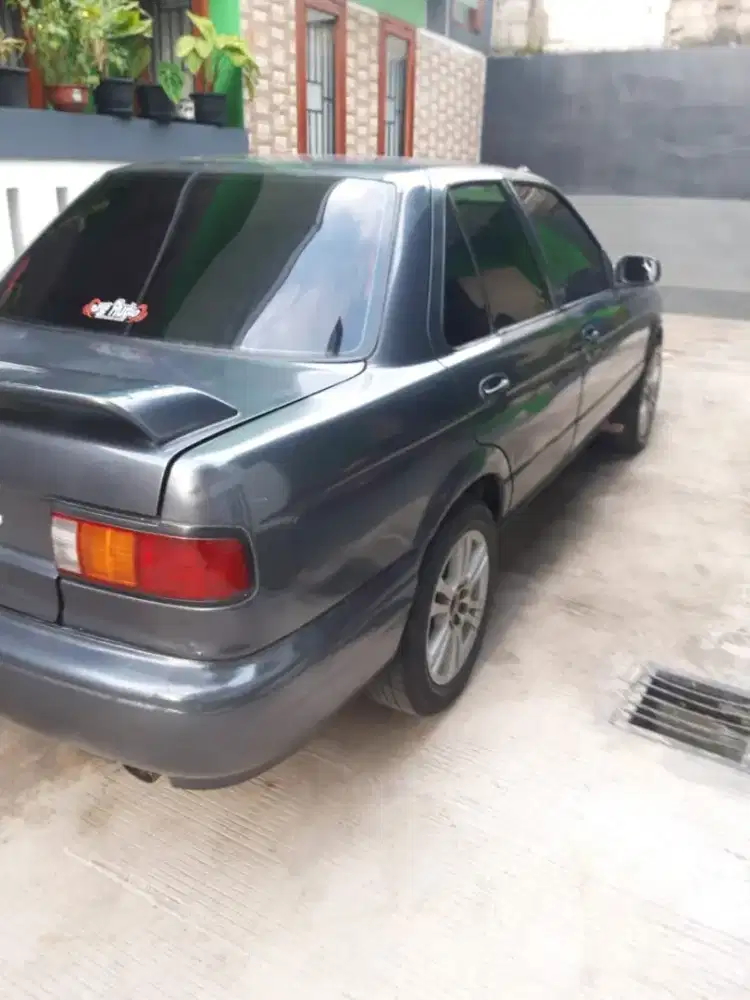 Jual cepat nissan Sunny thn 1997 ,Rp 18 jt nego