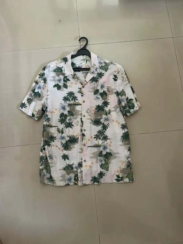 Kemeja Lengan Pendek M&S Ukuran L