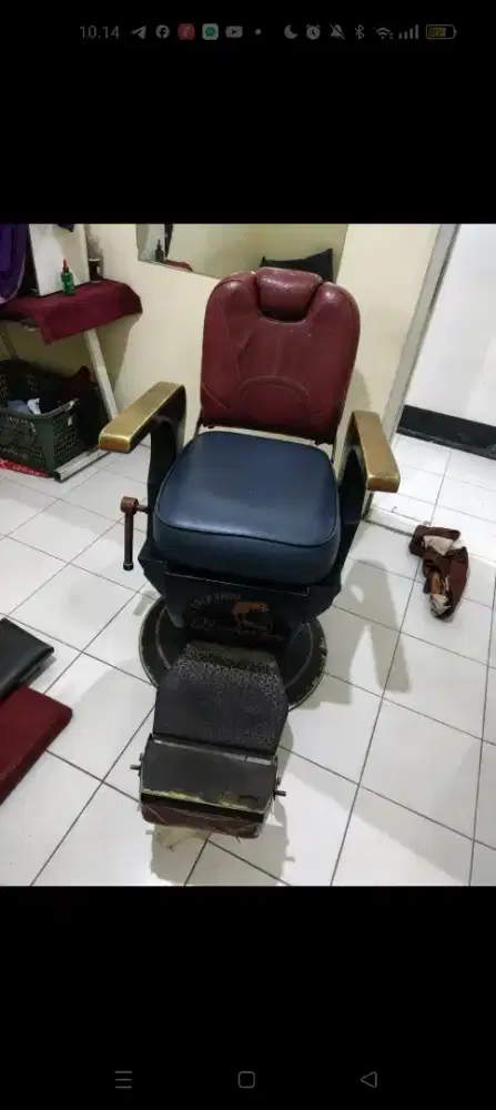 Bangku barbershop