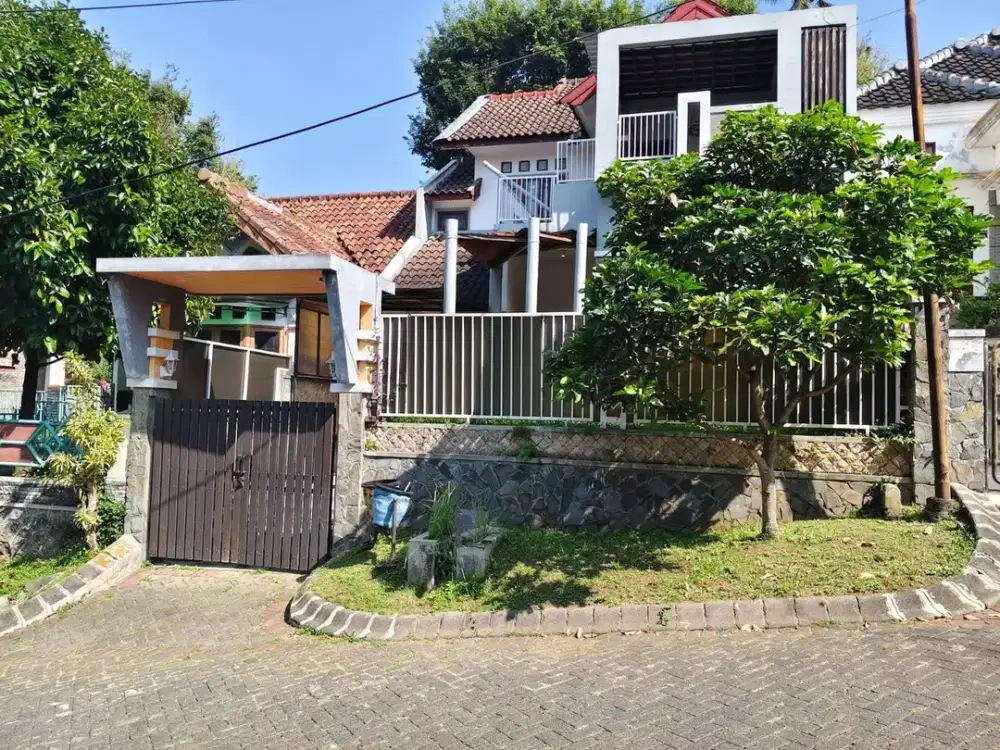 Rumah 2lt luas 9x20 180meter 3KT Perum Agro Kencana Malang
