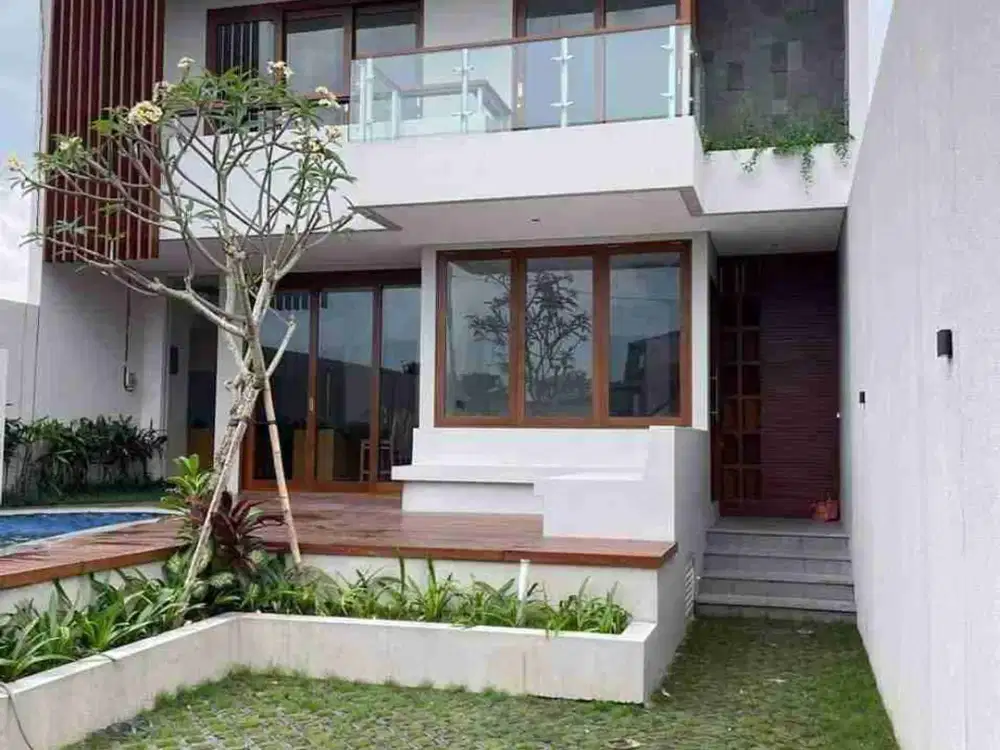 villa swarna pererenan