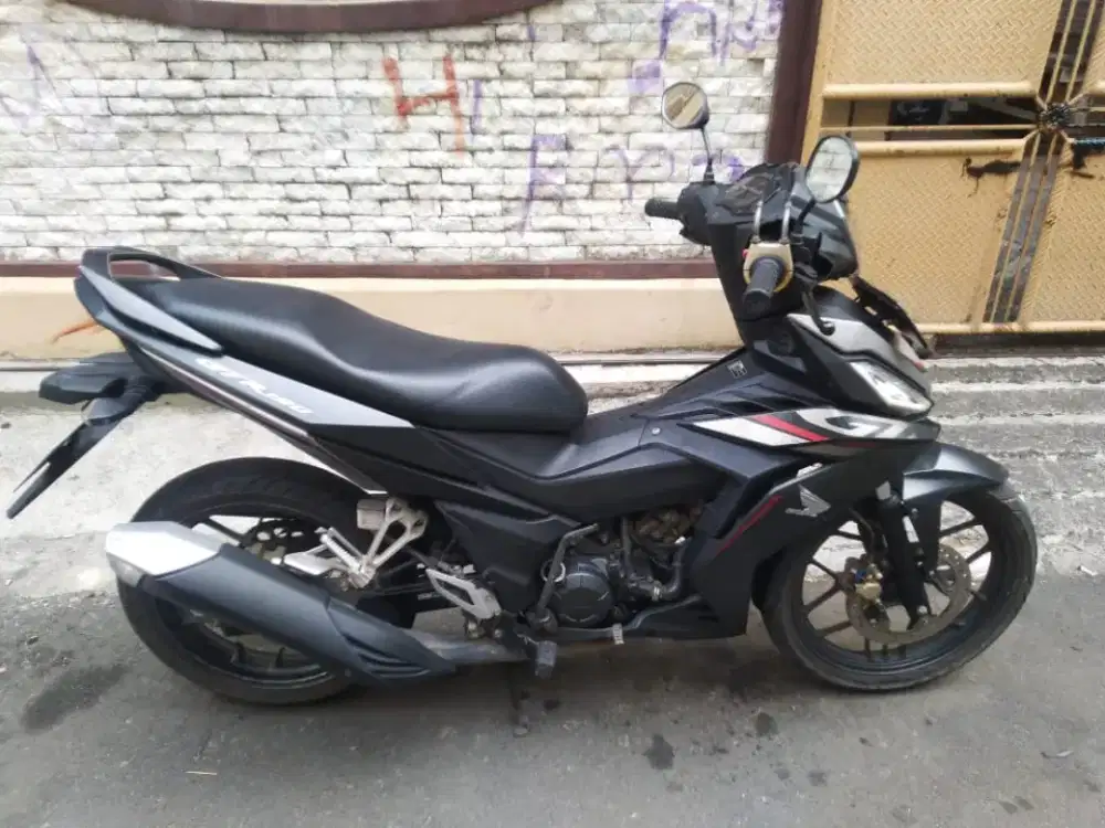 Honda Supra GTR 150