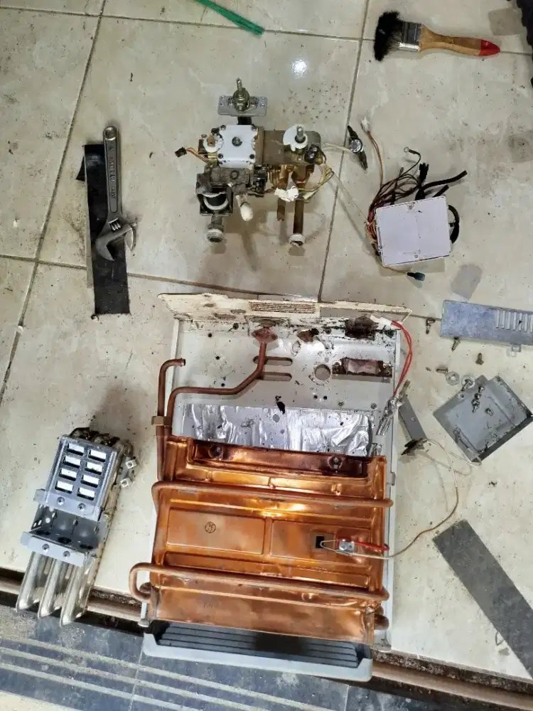 Service water heater/kompor
