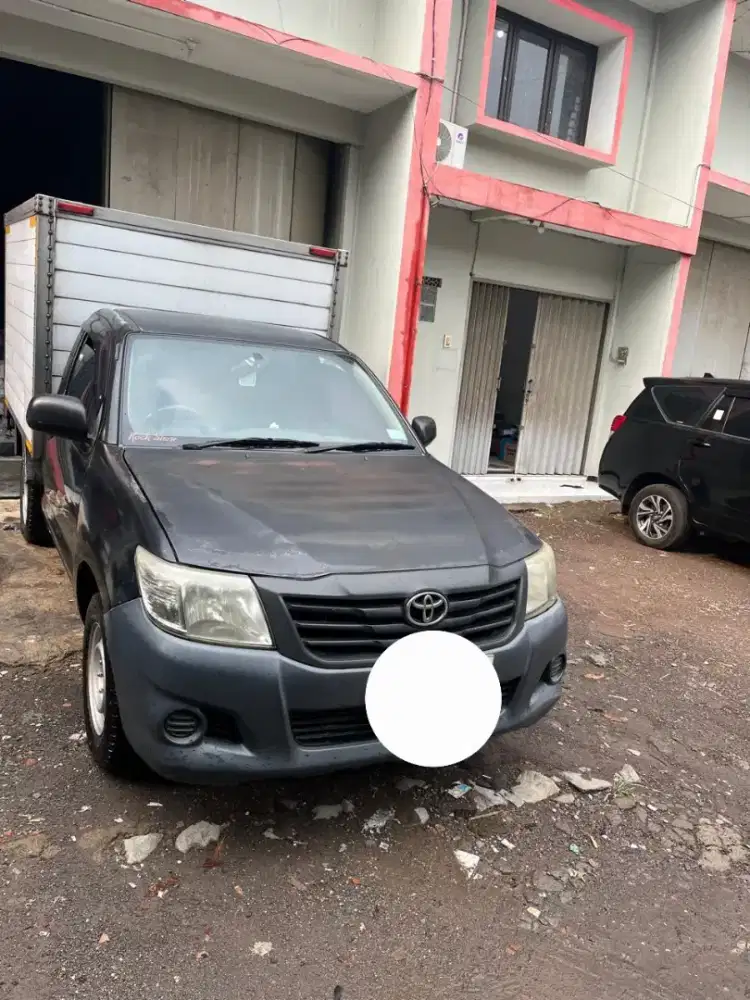 Toyota Hilux Single Cabin 2.0L MT Bensin