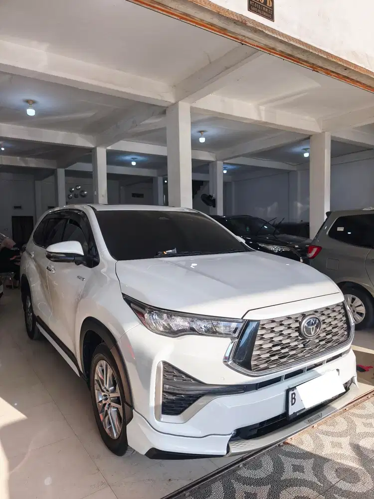Innova Zenix 2.0 Q HV Modelista TSS 2023