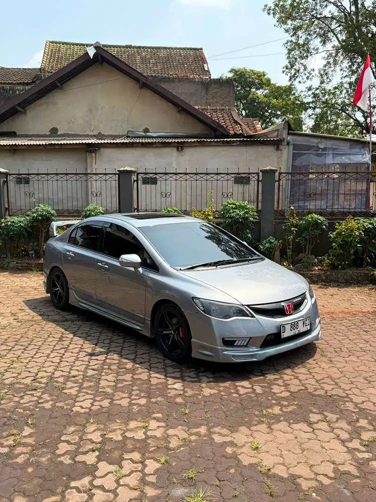 Honda Civic 2010 Bensin