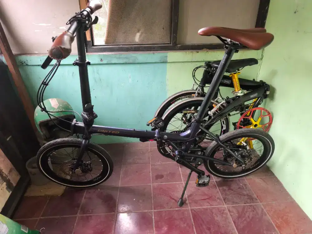 Sepeda Lipat United Black Horse Versi Tiagra