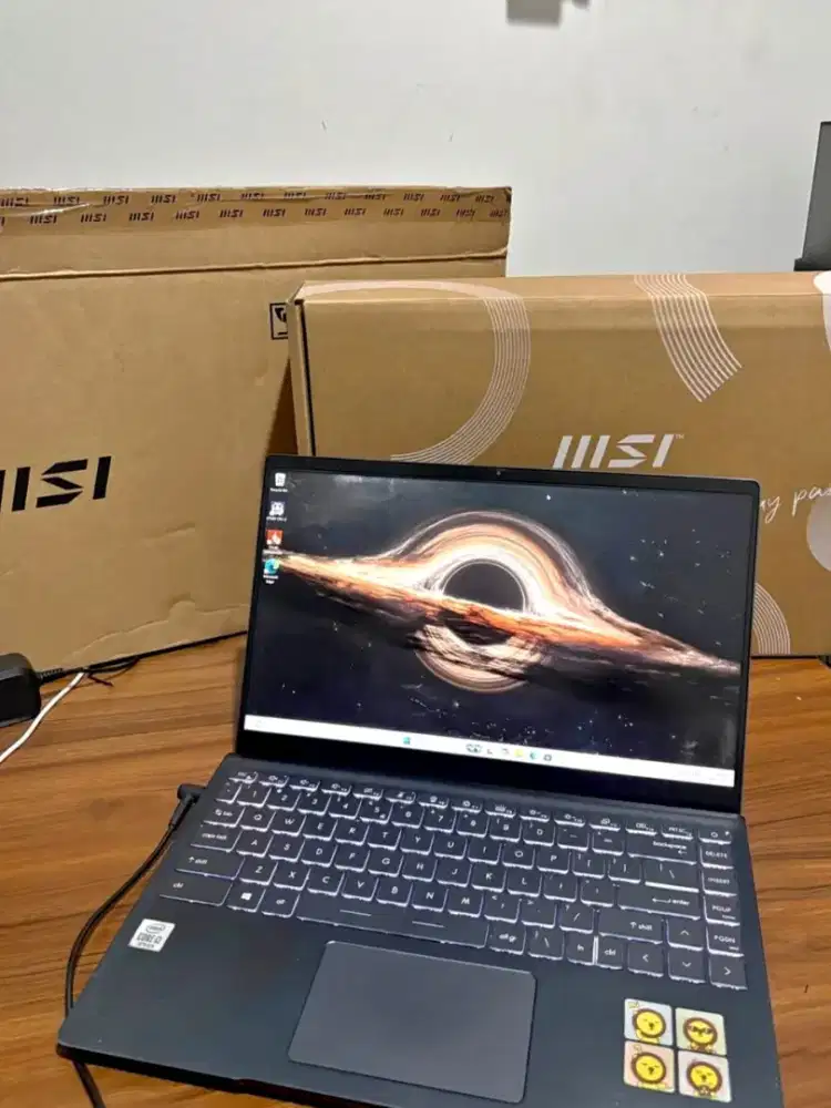 MSI modern 14 - 4/512GB SSD