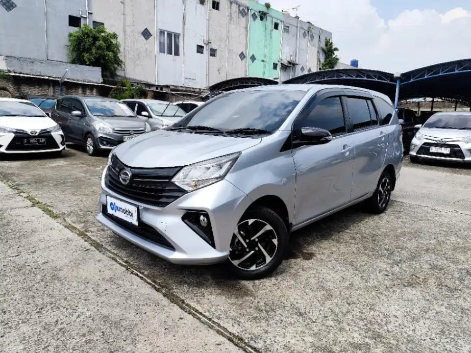 KM Rendah - Daihatsu Sigra 1.2 R Bensin-AT 2024