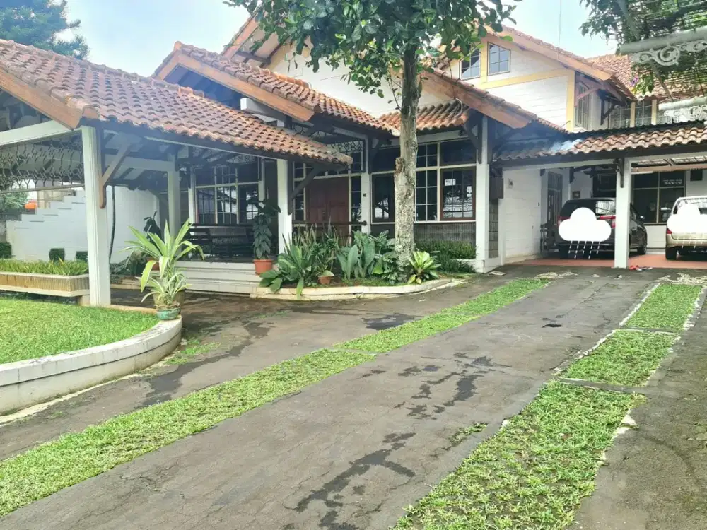 Rumah Rasa Villa Asri & Nyaman Di Bandung, LT 893 m² LB 410 m², 3+2 KT, 4+2 KM, Garasi 4 Mobil