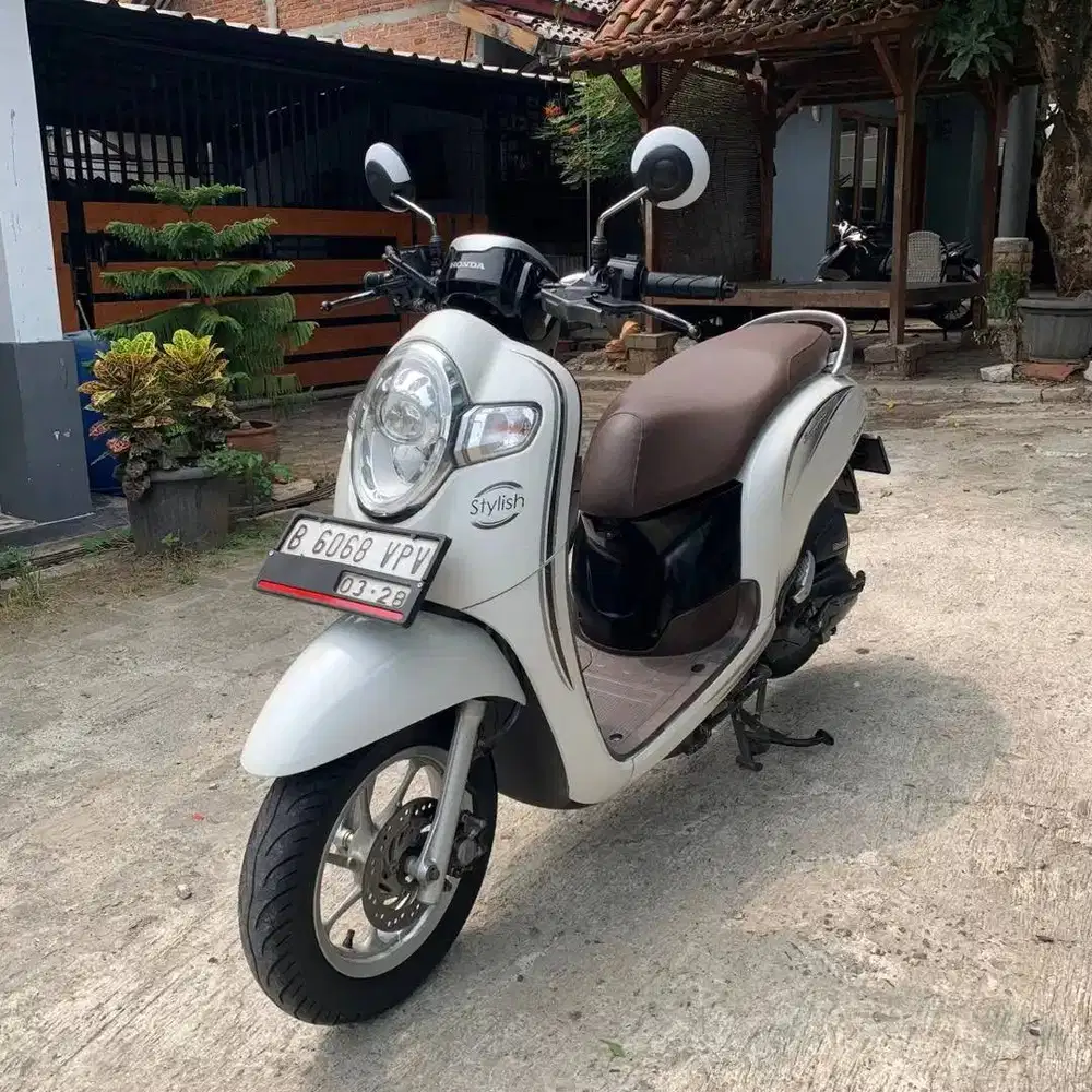 Honda Scoopy 2018
