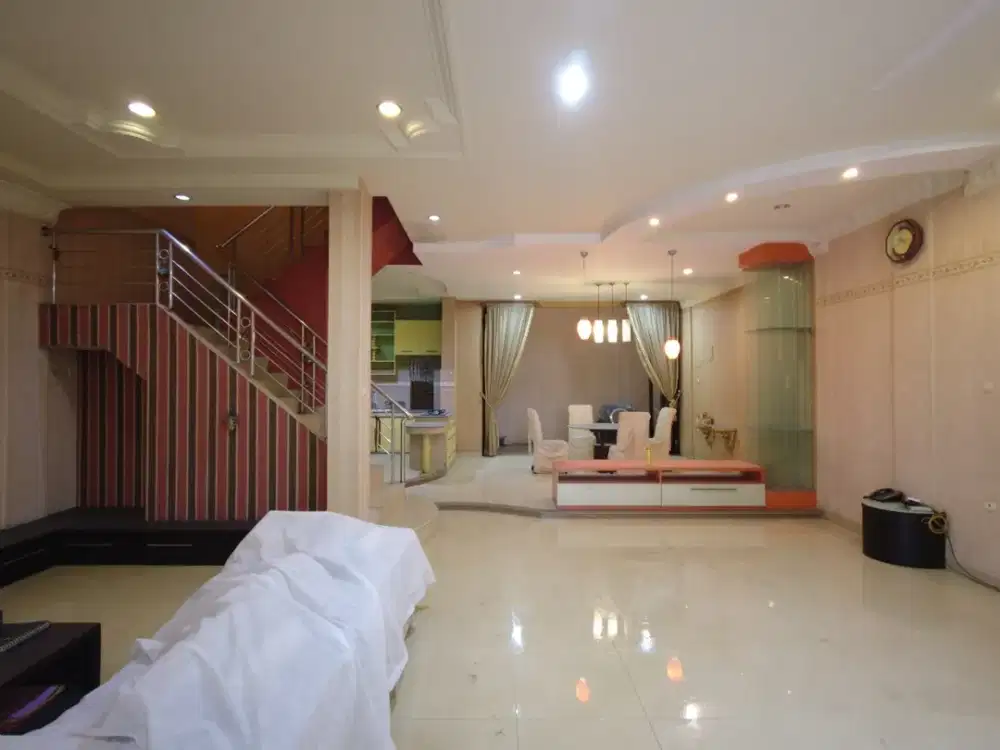 Villa di Komplek Graha Prima ( Sunggal )