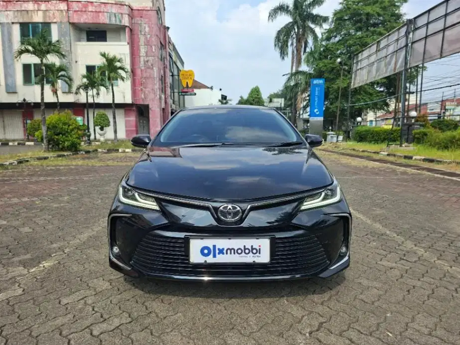 Garansi 1 Th - Toyota Corolla Altis 1.8 V Bensin AT 2022 Hitam