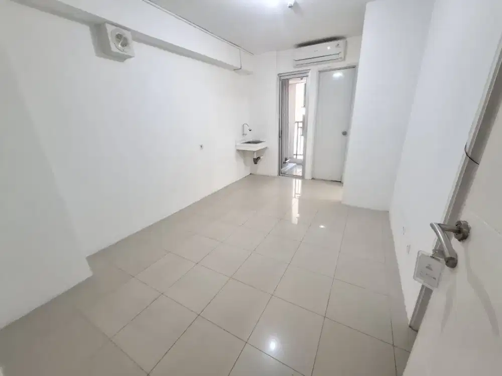 Sewa Apartemen Tahunan Murah - 2BR Unfurnished - Tower Flamboyan Bassura City - Free IPL