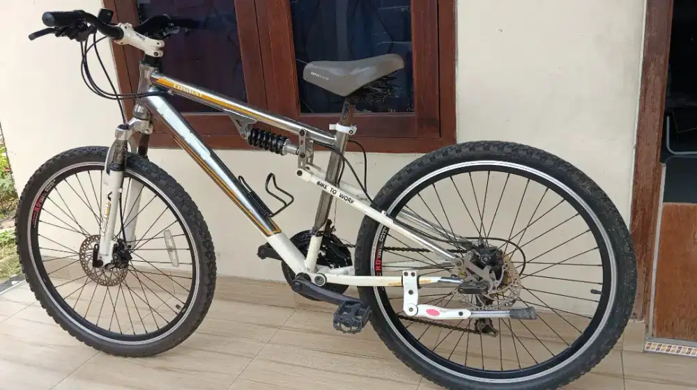 Sepeda gunung element 26