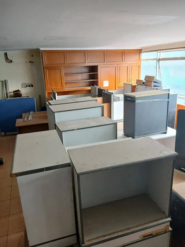 FURNITURE KANTOR SECOND