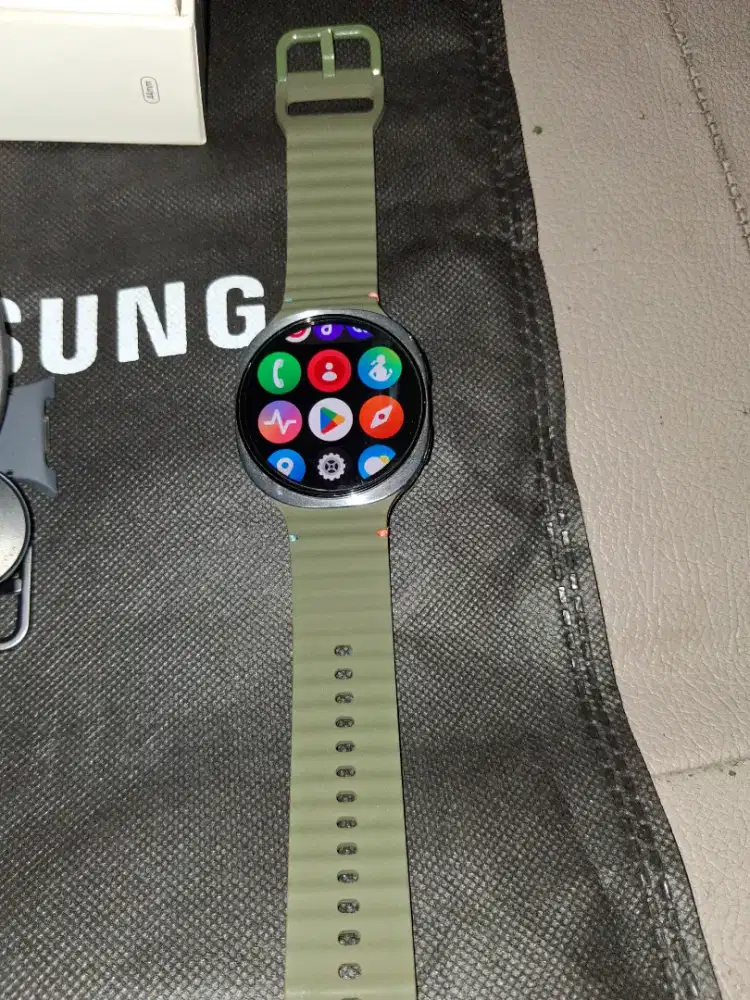 Samsung smartwatch 8 dm 44