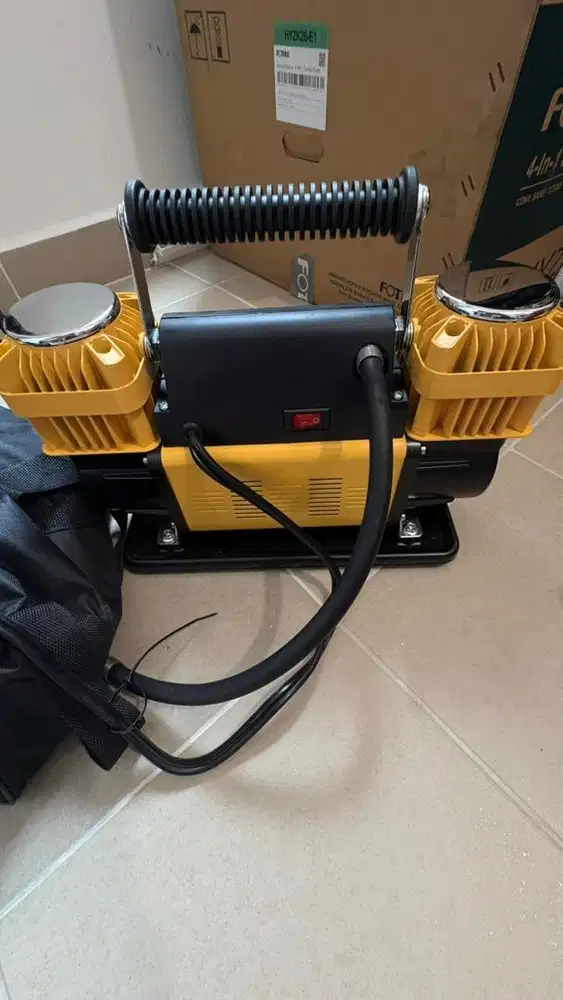 Kompresor Udara Portable 12V