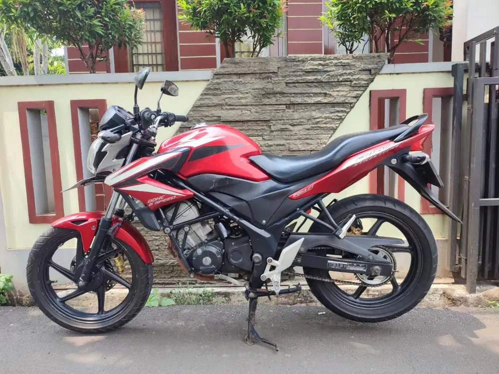 JUAL CB 150R OLD TAHUN 2014