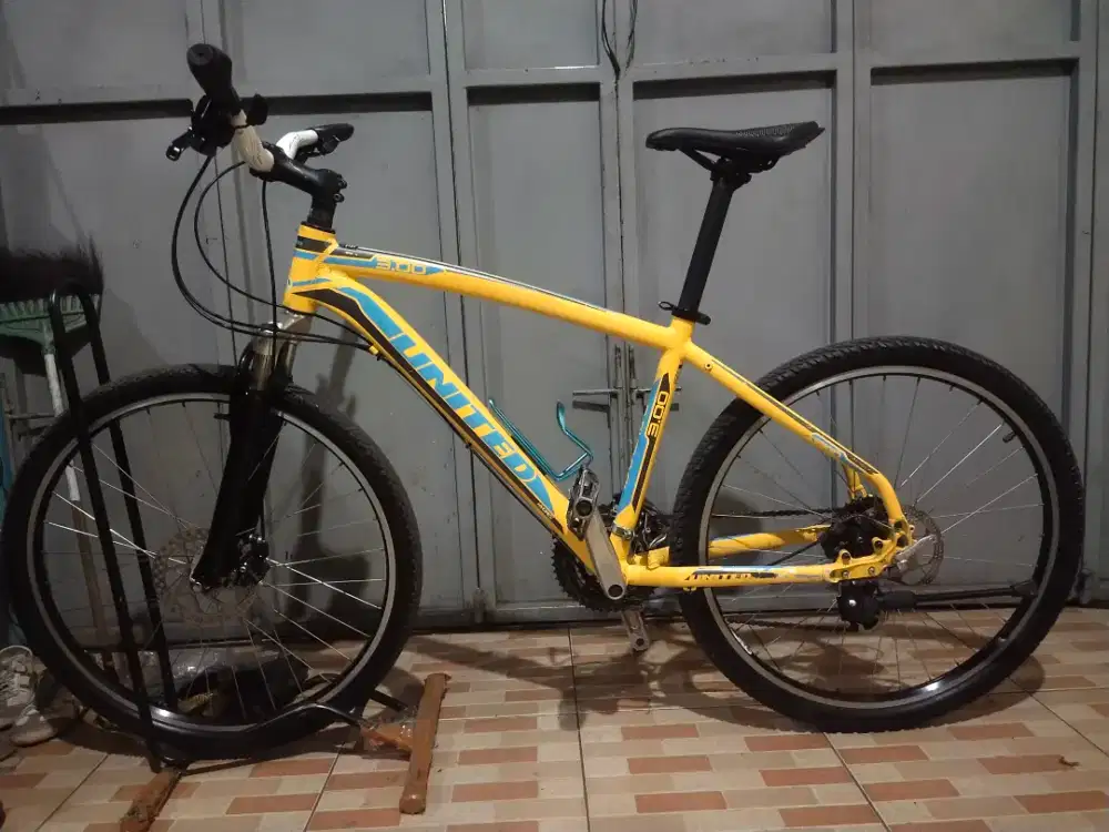 MTB UNITED MIAMI 3.00 Aloy speed 3x9