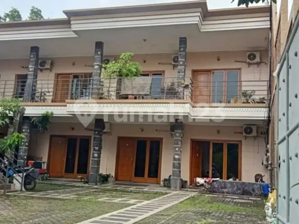 Rumah Kos 2 Lantai 10 Kamar Bagus untuk Investasi di Surabaya