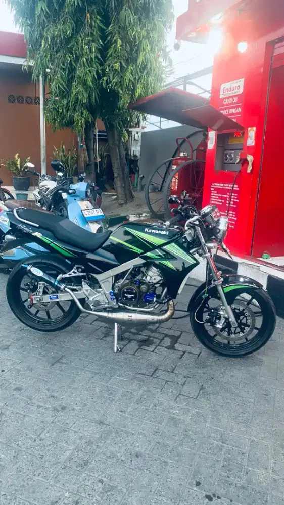 Kawasaki ninja R